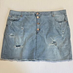 EST. 1946- Light Blue Distressed Raw Hem Button Fly Denim Skirt 24W